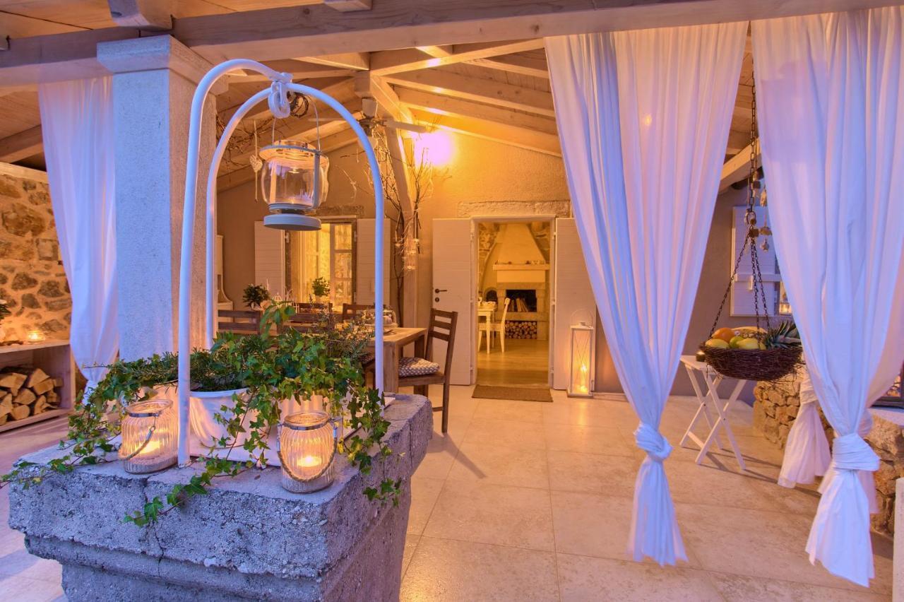 White Cottage Heritage House Čižići Extérieur photo